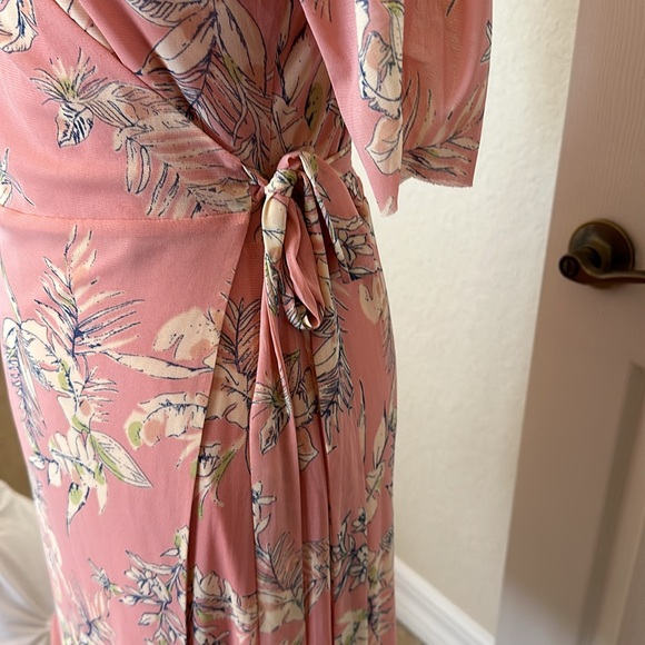 NWT Sanctuary pink floral wrap dress - Picture 4 of 10